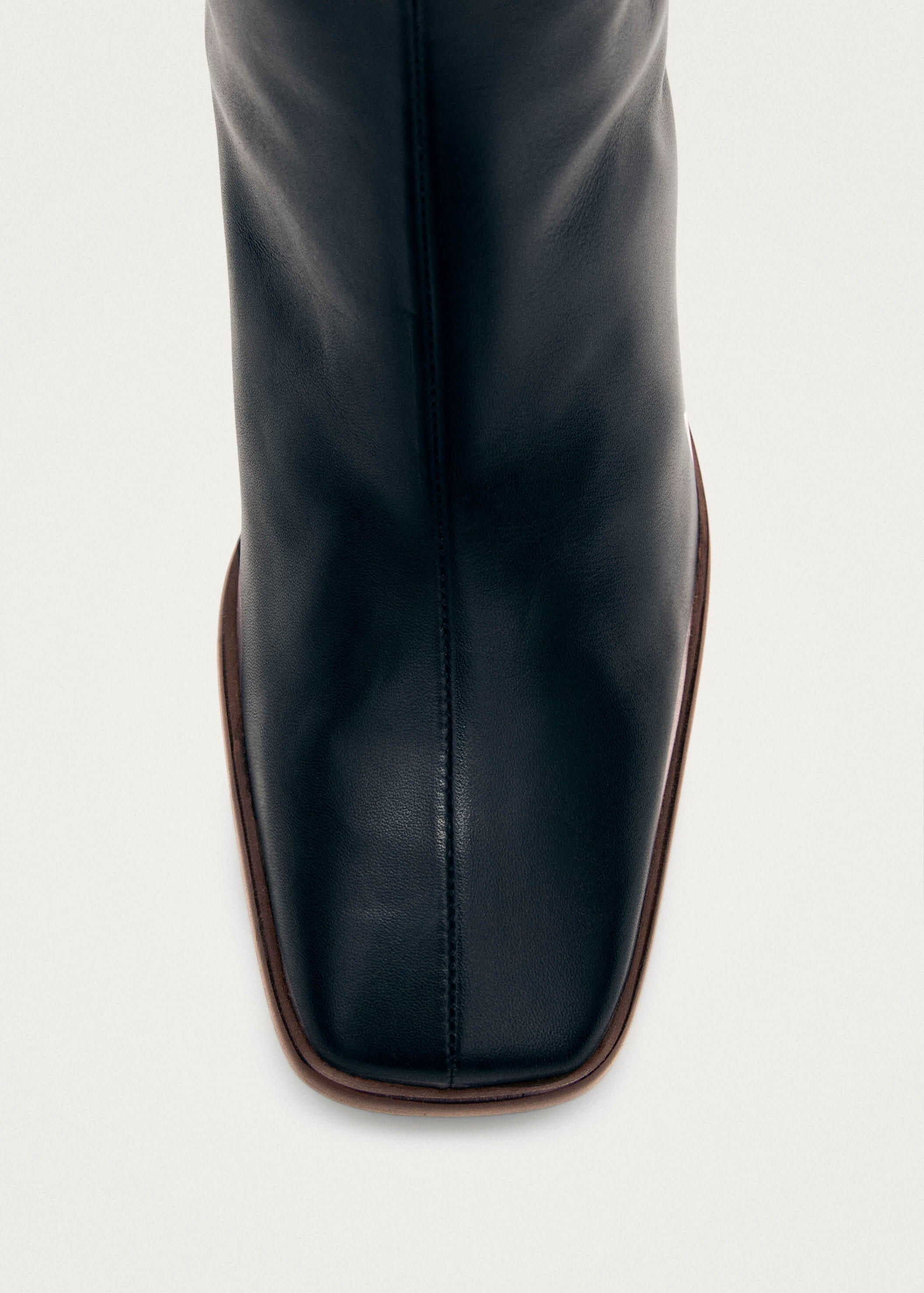 East Black Leather Boots - Image 6