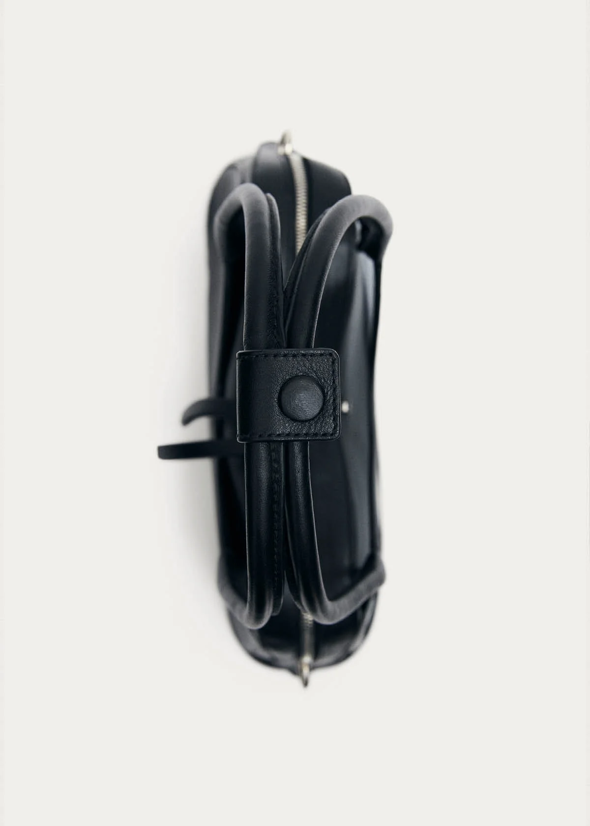 Hilma Vinyl Black Leather Bag - Image 7