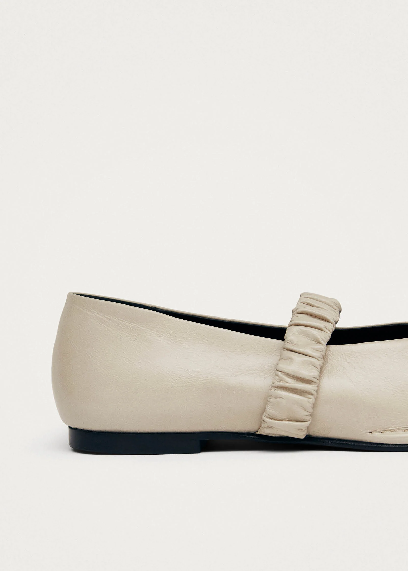 Lautan Cream Leather Ballet Flats - Image 8