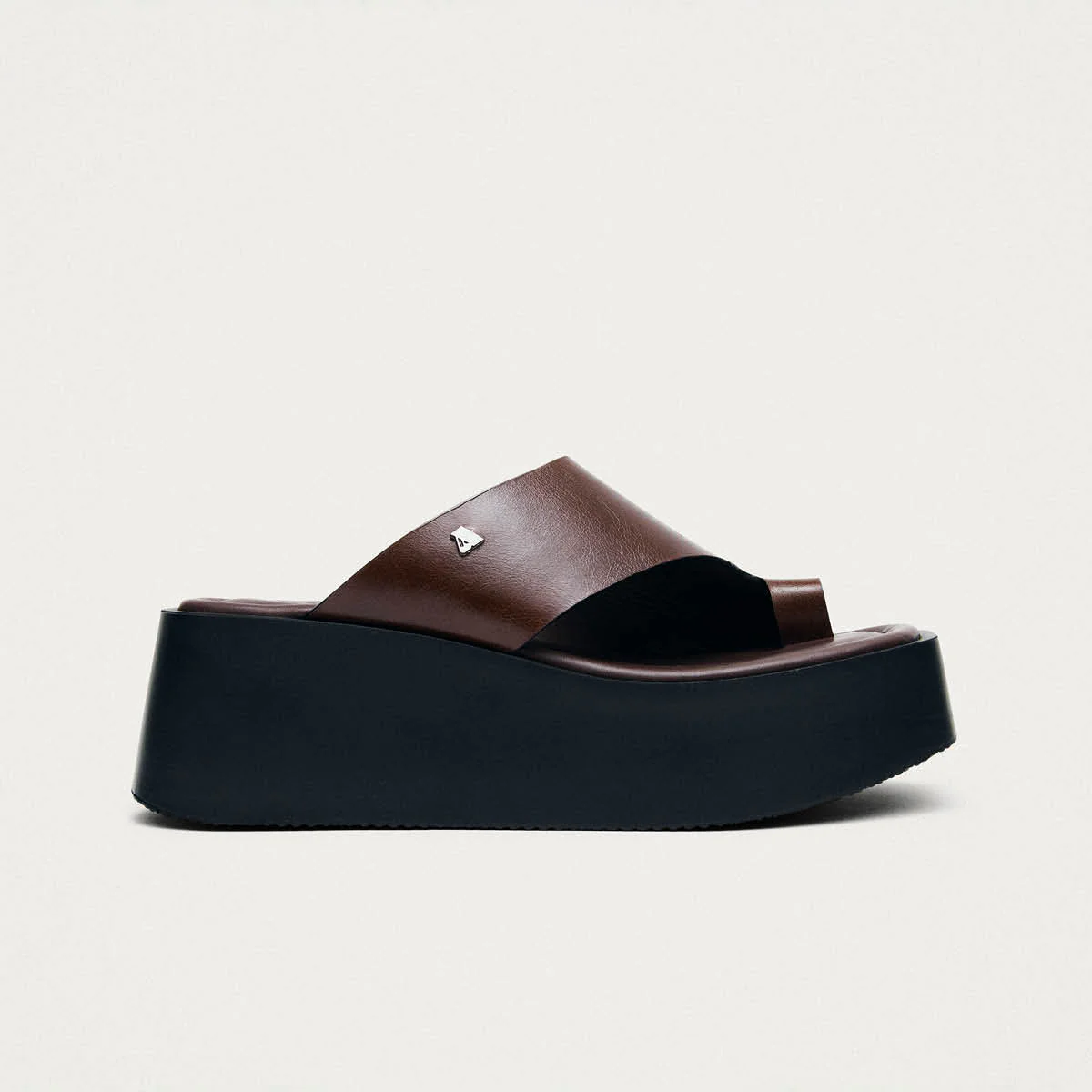 Nova Rift Brown Leather Sandals - Image 3