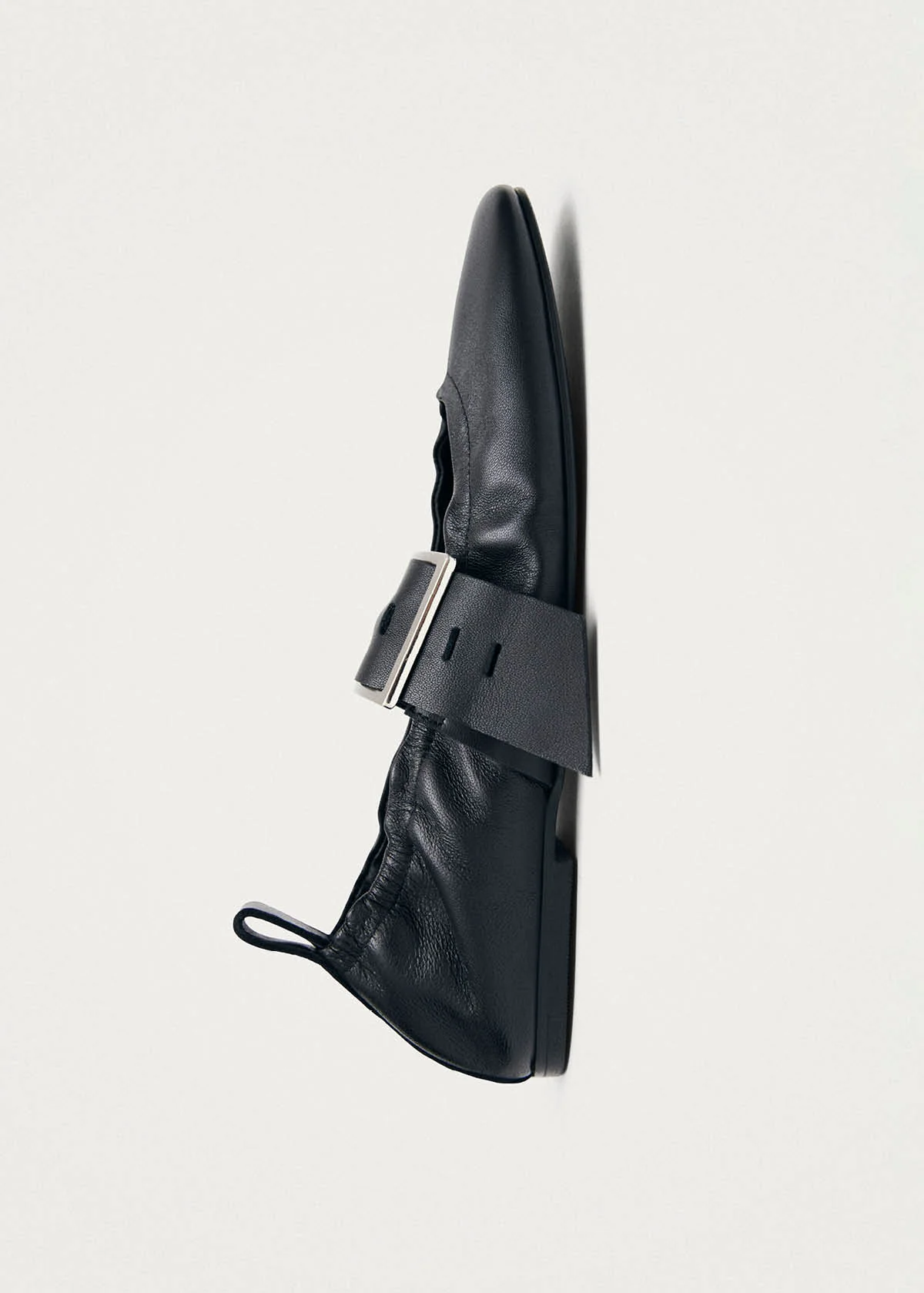 Sarea Black Leather Ballet Flats - Image 4